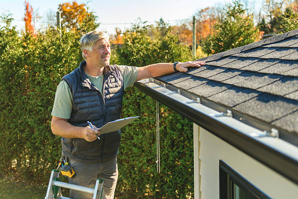 Professional Roofing technician working in Colstrip, MT